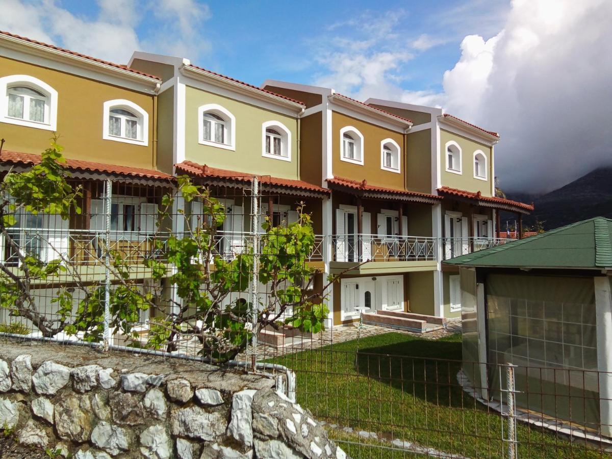 Agia EfimiaDogis Retreat公寓 外观 照片