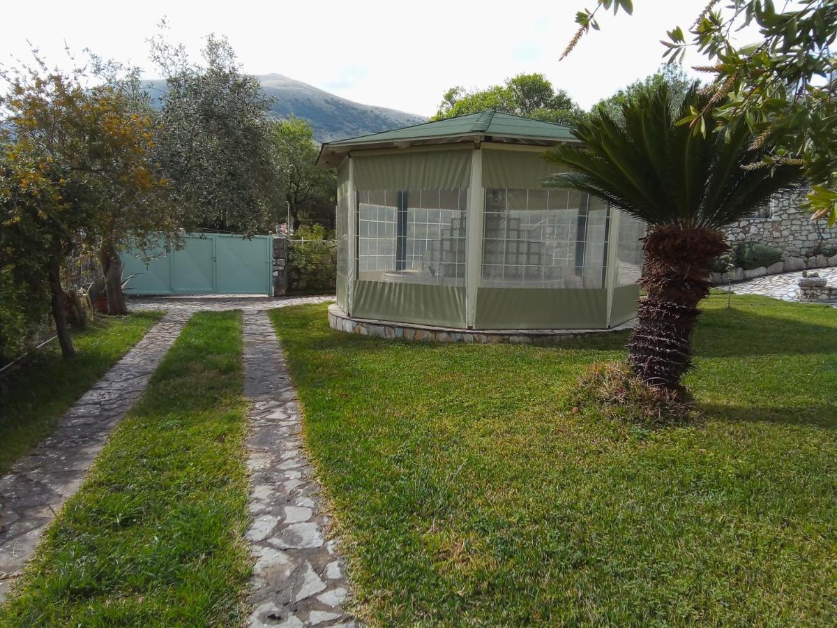 Agia EfimiaDogis Retreat公寓 外观 照片